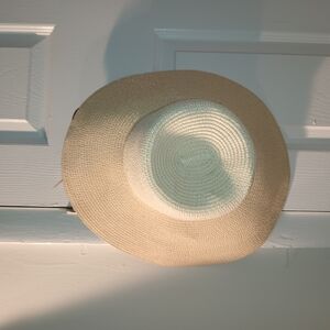 Stylish Tan and Cream Sun Hat